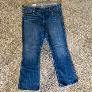 Gap 1969 Women’s Curvy Flare Jeans